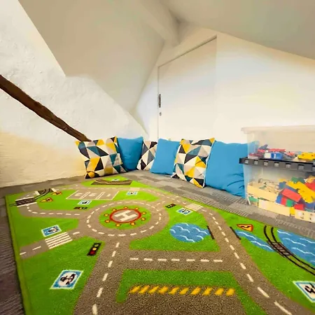 Triplex A Parc Asterix Cdg Villepinte *